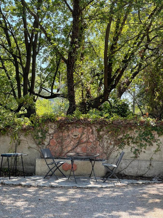 Studio En Bas De Villa Avec Piscine Proche Bord De Mer Cagnes-sur-Mer Exterior photo